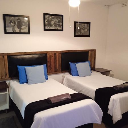 Geckos B&B And Self-Catering Coffee Bay Ngoại thất bức ảnh