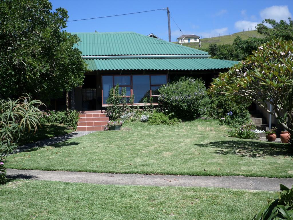 Geckos B&B And Self-Catering Coffee Bay Ngoại thất bức ảnh