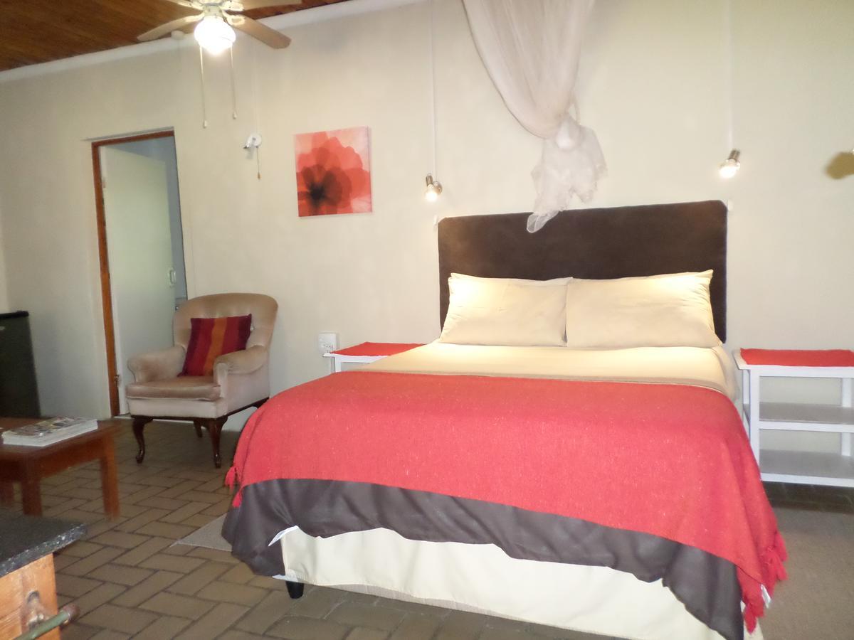 Geckos B&B And Self-Catering Coffee Bay Ngoại thất bức ảnh